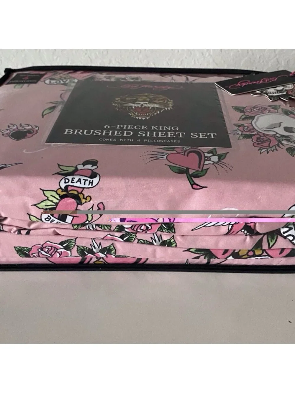 6 Piece Ed Hardy KING Size Sheet Set Pink Logo Skulls Hearts Birds NEW